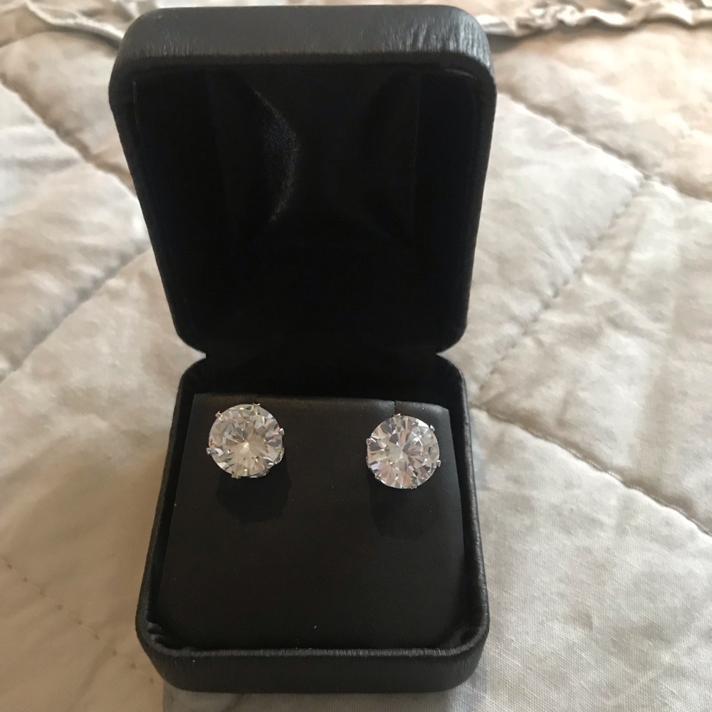 Diamond Earrings- never been worn!